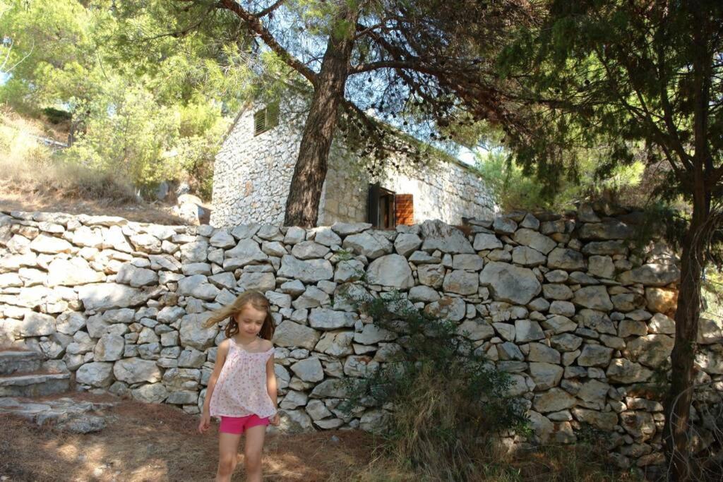 A Small Stone House By The Sea, In A Wineyard Nerezisca Exterior photo