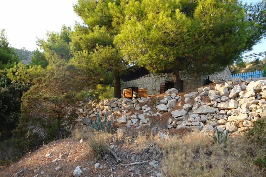 A Small Stone House By The Sea, In A Wineyard Nerezisca Exterior photo